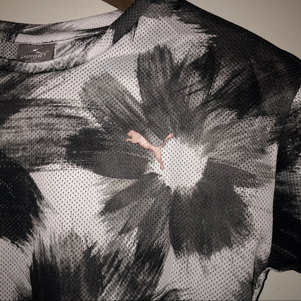 NWT Puma girls T-shirt athletics - Picture 4 of 5